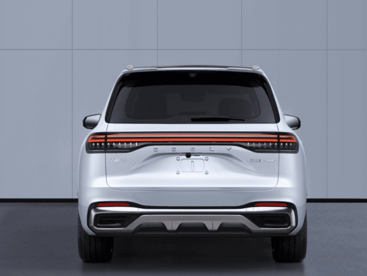 Geely Xingyue L PLUS (2026) в китае